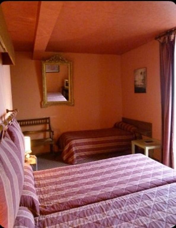 Bed and Breakfast Le Val D'Aron Cercy-la-Tour Номер фото